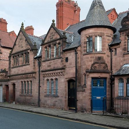 In The Heart Of Chester, Historical & Stylish ภายนอก รูปภาพ