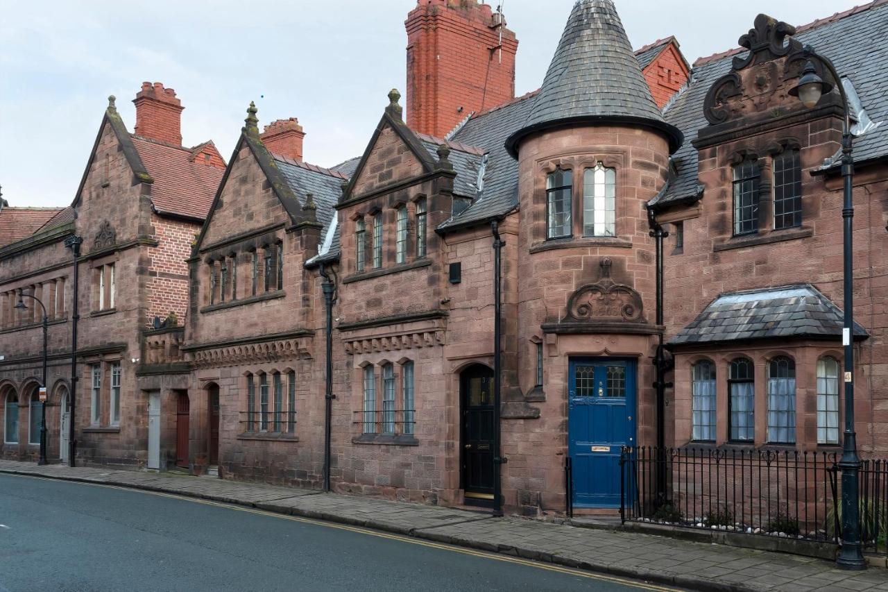 In The Heart Of Chester, Historical & Stylish ภายนอก รูปภาพ